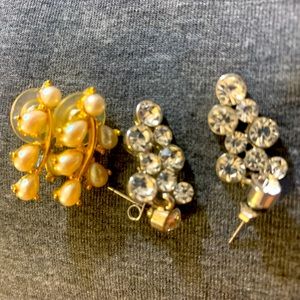 Pierced earrings pearl dangle and artificial rhinestones-gemstone/earrings